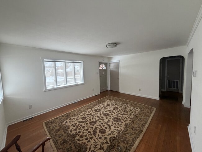 Photo - 108 Essex St