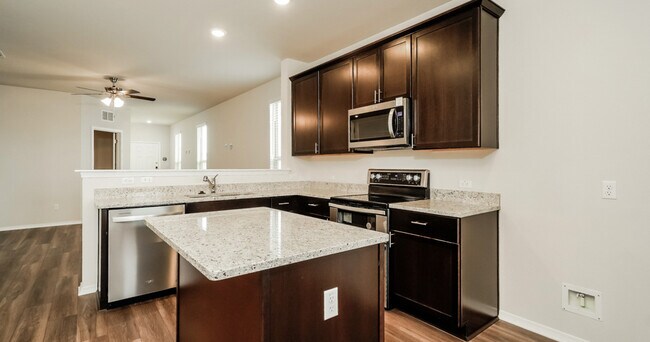 The Corridor at Sunset Oaks Rental Homes