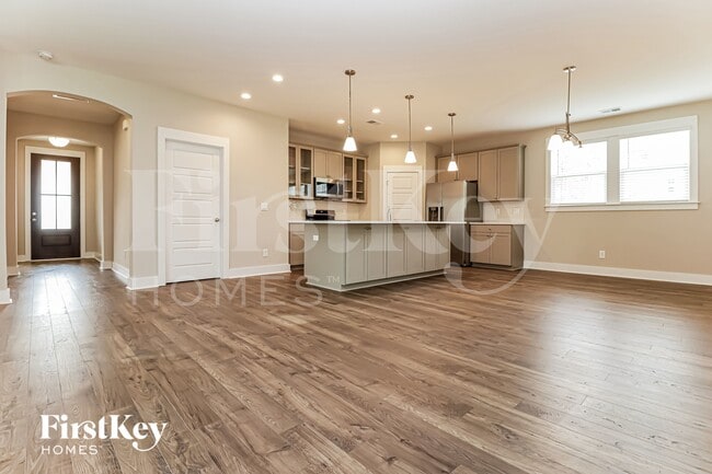 Photo - 301 Citation Way