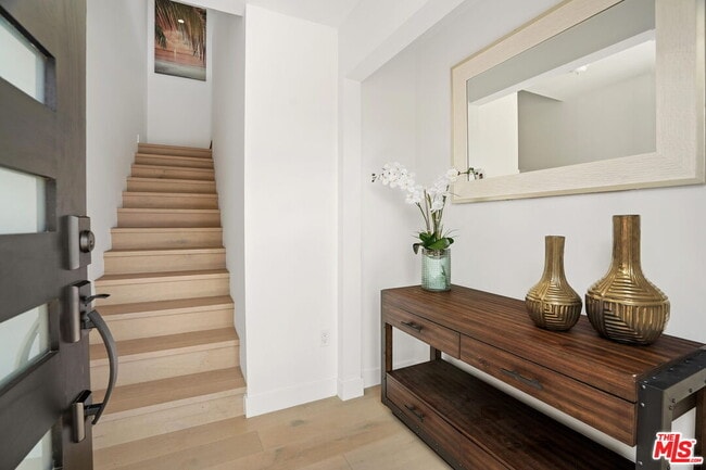Photo - 4145 Tilden Ave Unidad #A