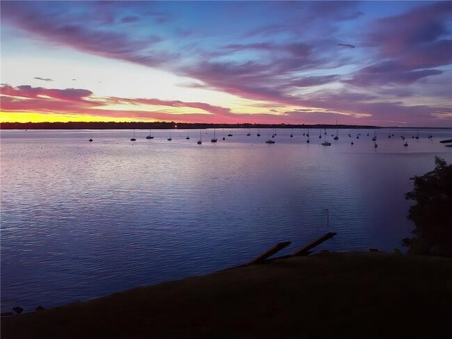 Photo - 22 Hudson Pl Unit 2