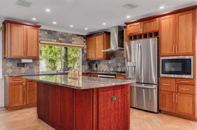 Photo - 2601 Witley Ave