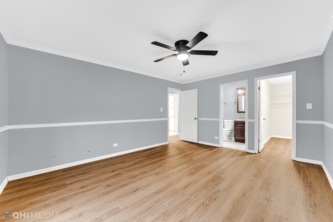 Photo - 917 Knottingham Dr Unit 1A