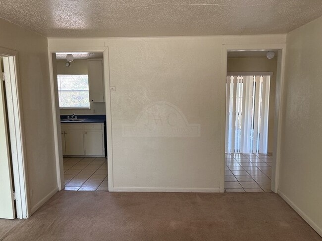 Photo - 804 Jefferis Ave