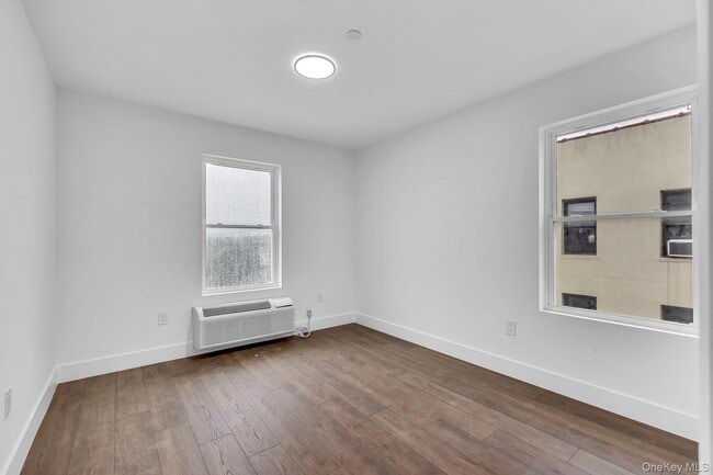 Photo - 74 Broadway Unit 2B