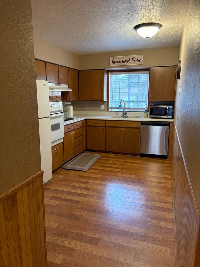 Photo - Beautiful Duplex Available Now