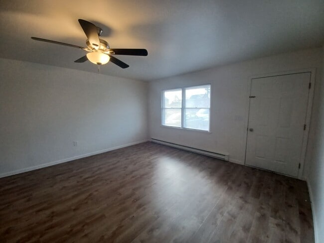 Photo - 2 Bedroom 1 Bathroom Apartment in Elizabethtown!