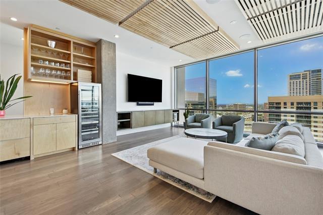Building Photo - 2200 Victory Ave Unit 2107 Rental