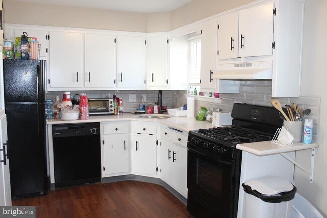 Photo - 607 Heston Rd