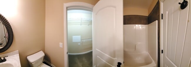 Photo - 153 Center Pointe Dr