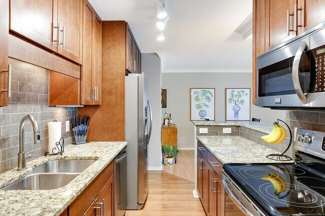 Photo - 1200 Nicollet Mall Unidad 914