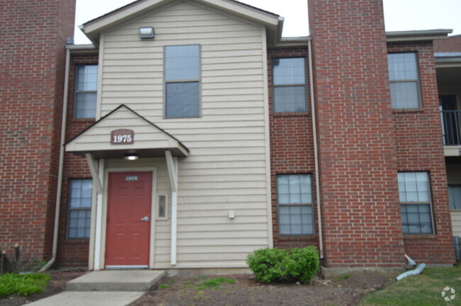 Building Photo - 1975 N Hicks Rd Unit 207 Rental