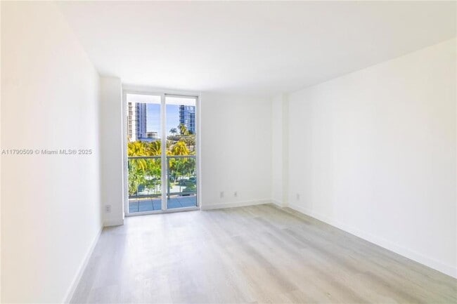 Photo - 2 bedroom in Sunny Isles Beach FL 33160