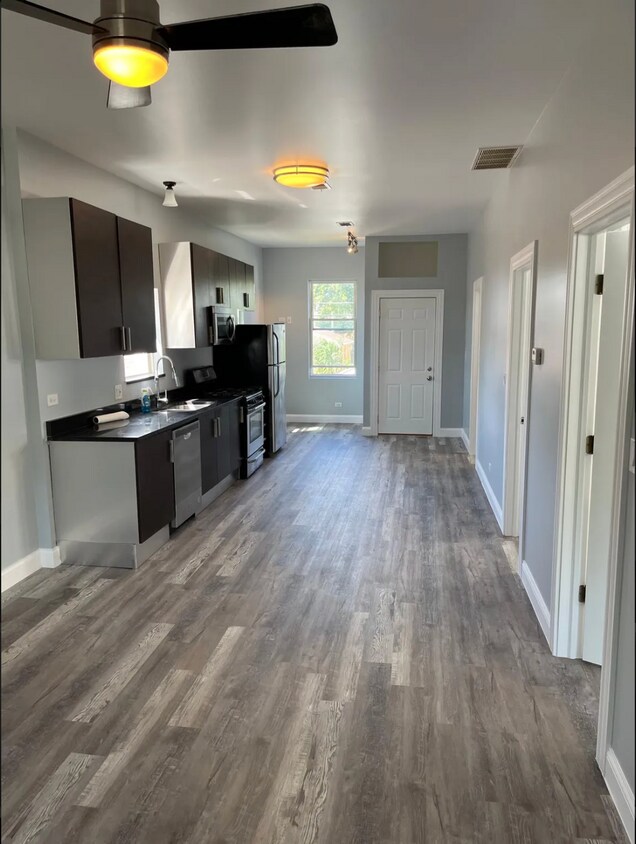 Photo - 2206 N Menard Ave (Chicago, IL)