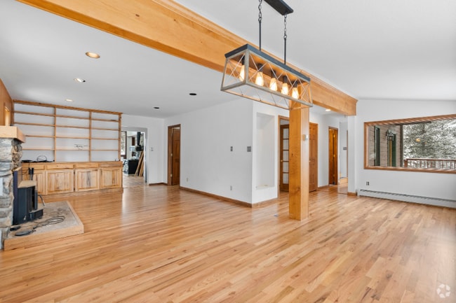 Building Photo - 83 Long View Rd Rental