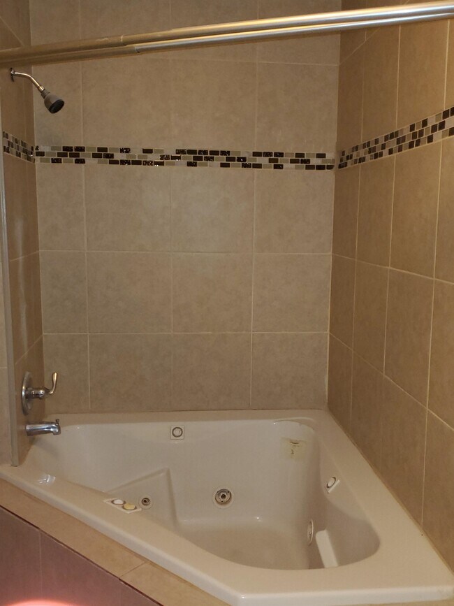 Photo - 8845 E Jefferson Ave