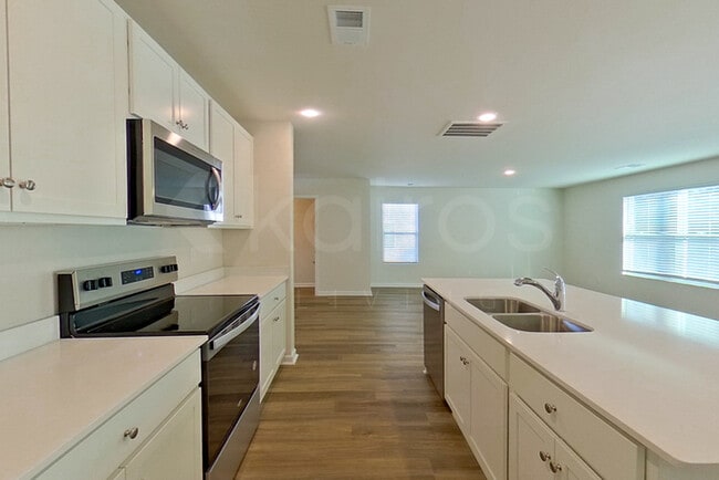 Photo - 121 Inez Ave