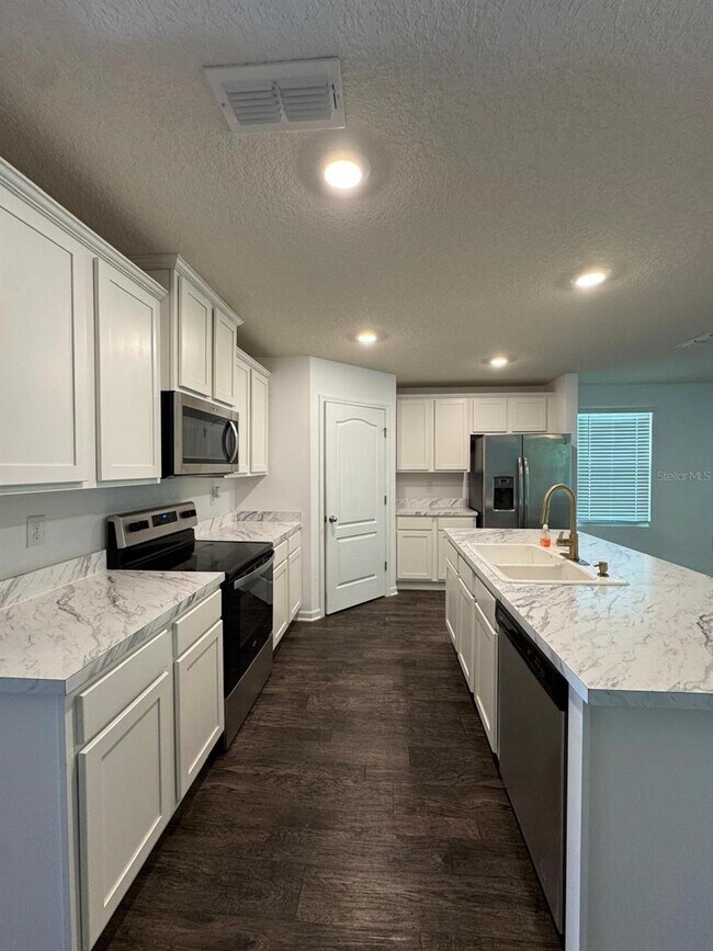 Photo - 920 Riley Rd