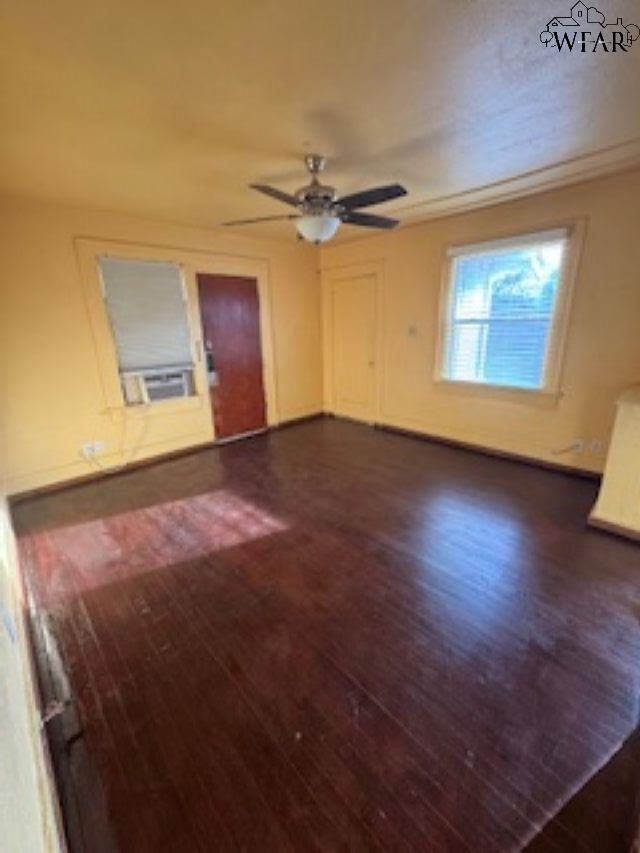 Photo - 2406 Avenue E