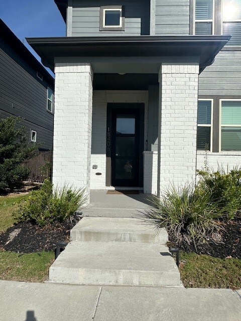 Photo - 18406 Vivacious Ln