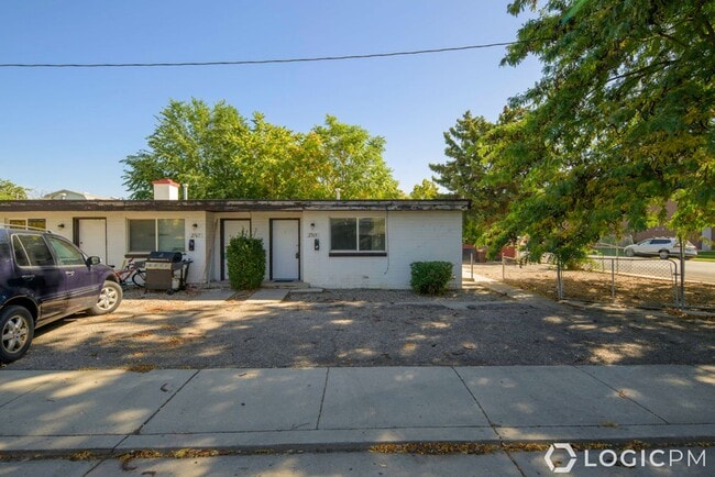 Building Photo - 2769 S 200 E