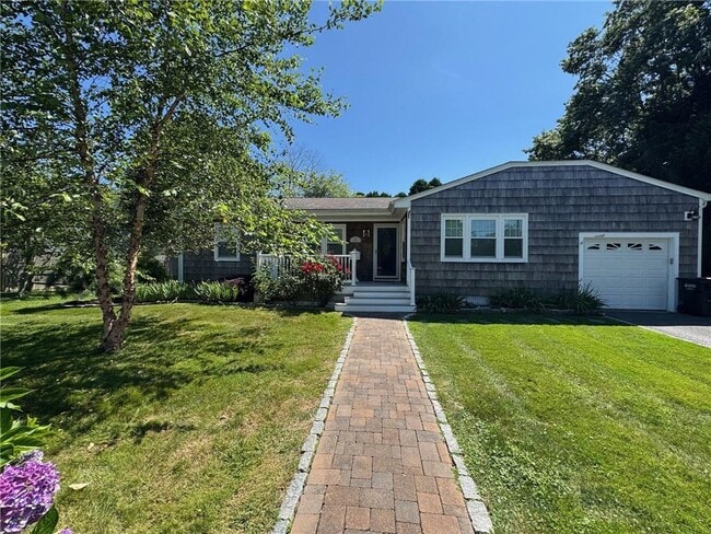 41 Dudley Ave