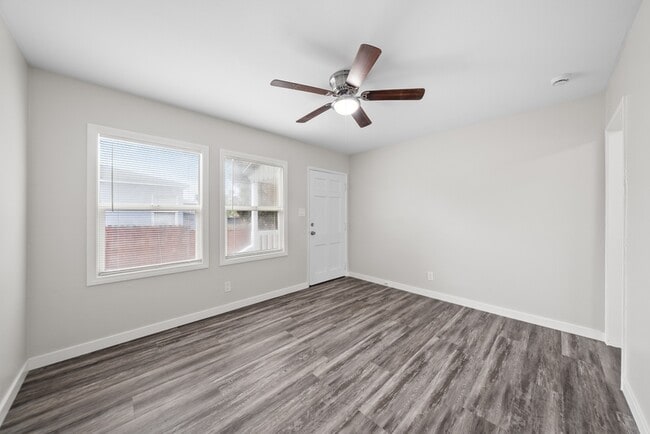 Photo - 1918 Skyline Dr