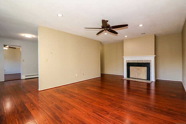 Photo - 57 Ameridge Dr Unit 57