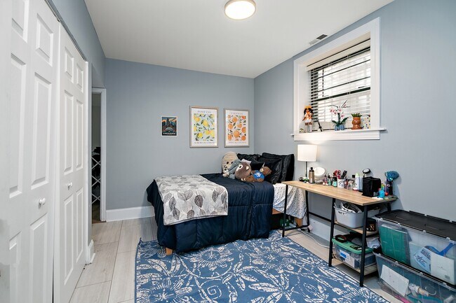 Photo - 1144 W Pratt Blvd