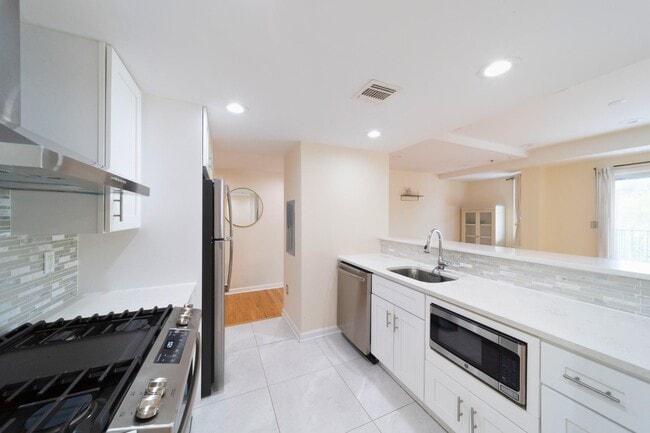920 Jefferson St Unit 506