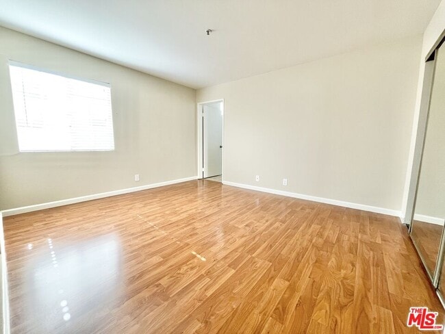 Photo - 8722 Burton Way Unit 102