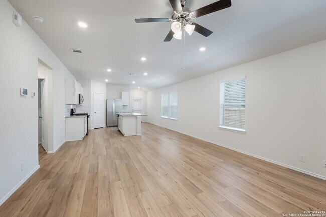 Photo - 3912 Claystone Canyon