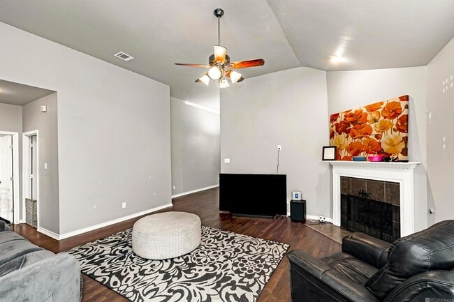 Photo - 23592 Country Manor Ave