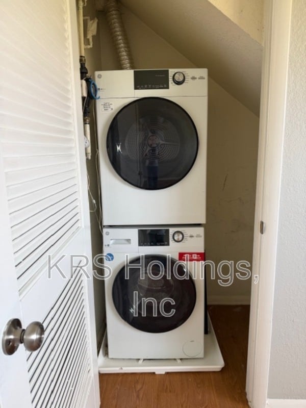 Photo - 4203 Orcutt Ave