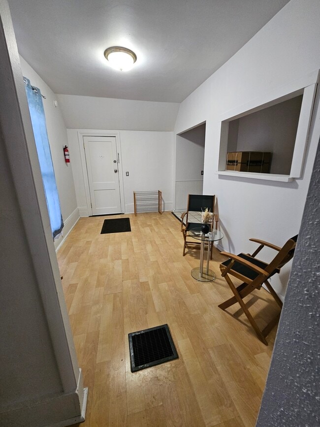 Photo - 413 W Vine St Unit 0