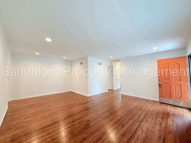 Photo - 3737 E 37th Pl