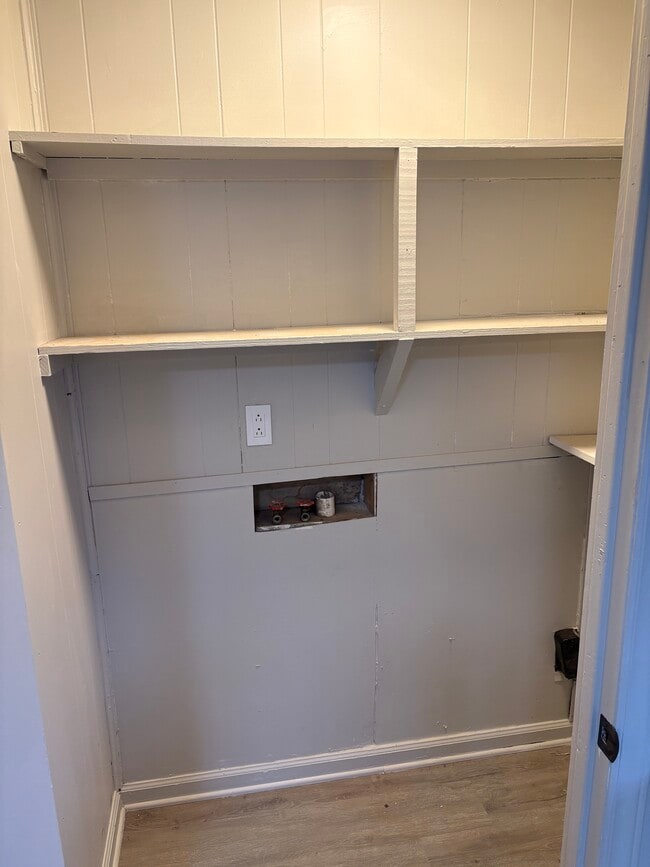 Photo - 37 Cedarvilla Dr