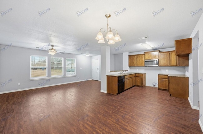 Photo - 709 W Madison St Unit B