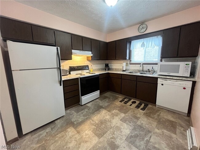 Photo - 7880 French Dr