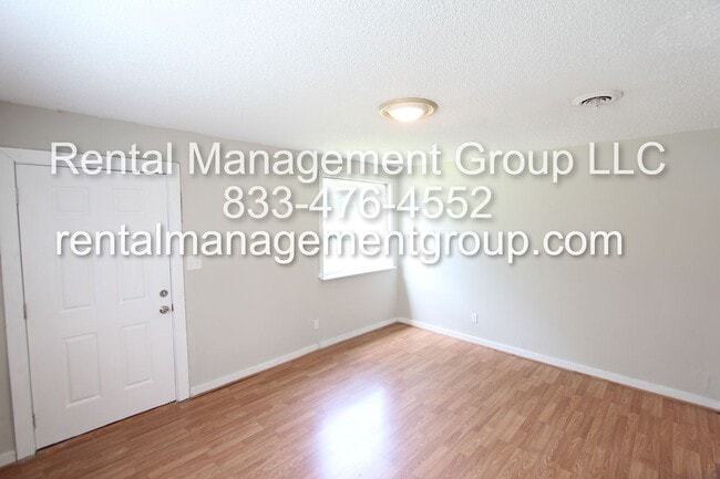 Photo - Corner lot with Great Curb Appeal!!