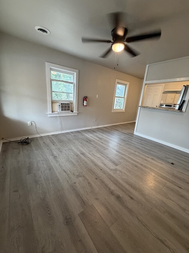 1 Mulberry Ct