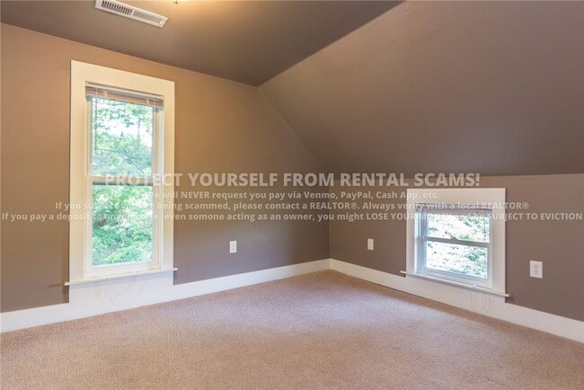 369 W Steele Rd