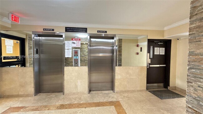 Photo - 2935 NE 163rd St Unit 3P