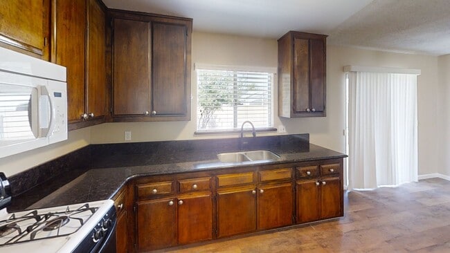 Photo - Ross Place Apartments - DNM Unit 12322