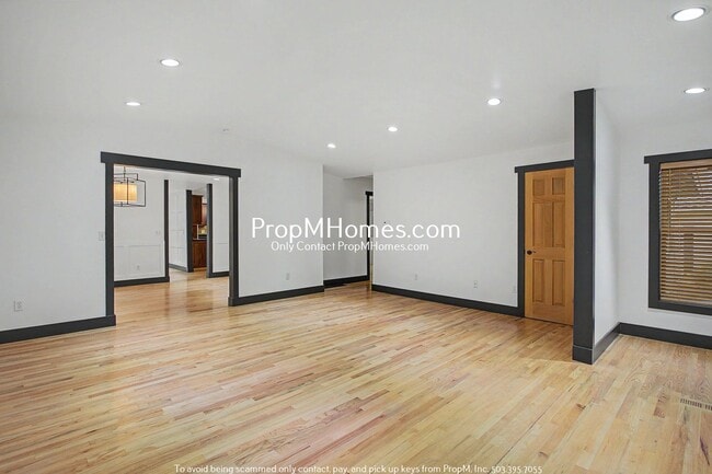 Photo - Unique Luxury Three Bedroom Home in Hallinan!