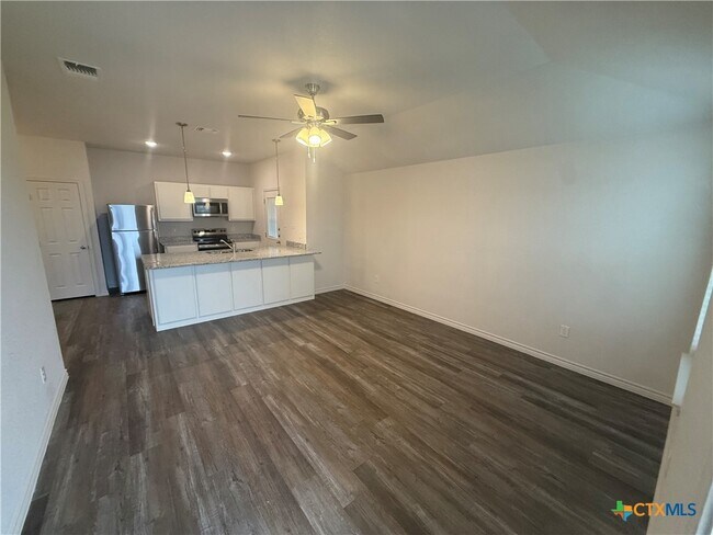 Photo - 5705 McGregor Lp