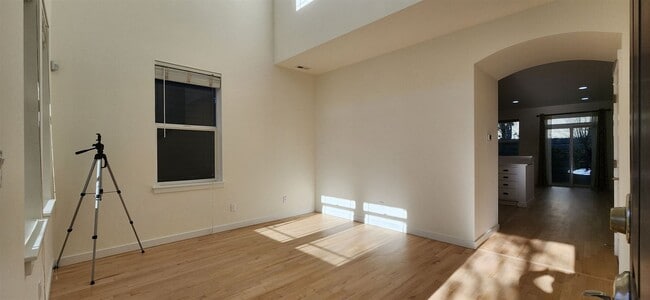 Photo - 24202 SE 21st St