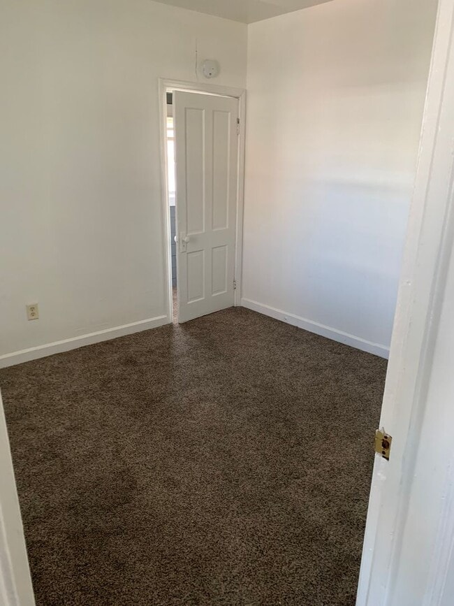 Photo - 906 SE Court Ave Unit 906 SE Court Ave - #100
