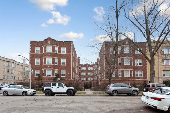 Building Photo - 7389 N Damen Ave Unit 2W Rental