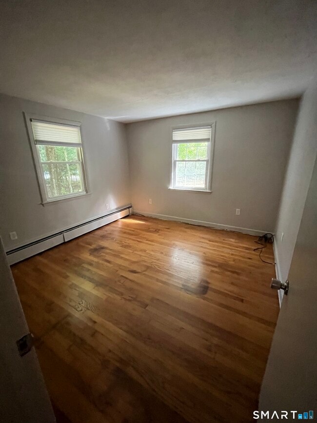 Photo - 332 Richmond Rd